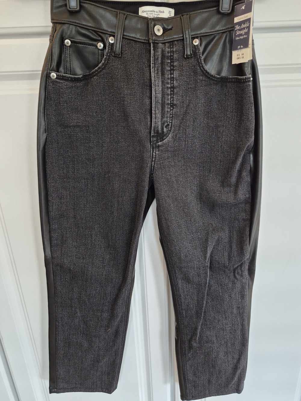 NWT Abercrombie & Fitch Black Faux-Leather Trim Jeans Size 4